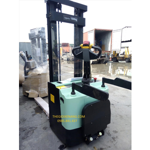 XE NÂNG ĐIỆN ĐỨNG LÁI SR1500-30