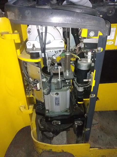 xe nâng điện 1 tấn komatsu, động cơ xe nâng điện komatsu, xe nâng điện komatsu, giá motor xe nâng komatsu,