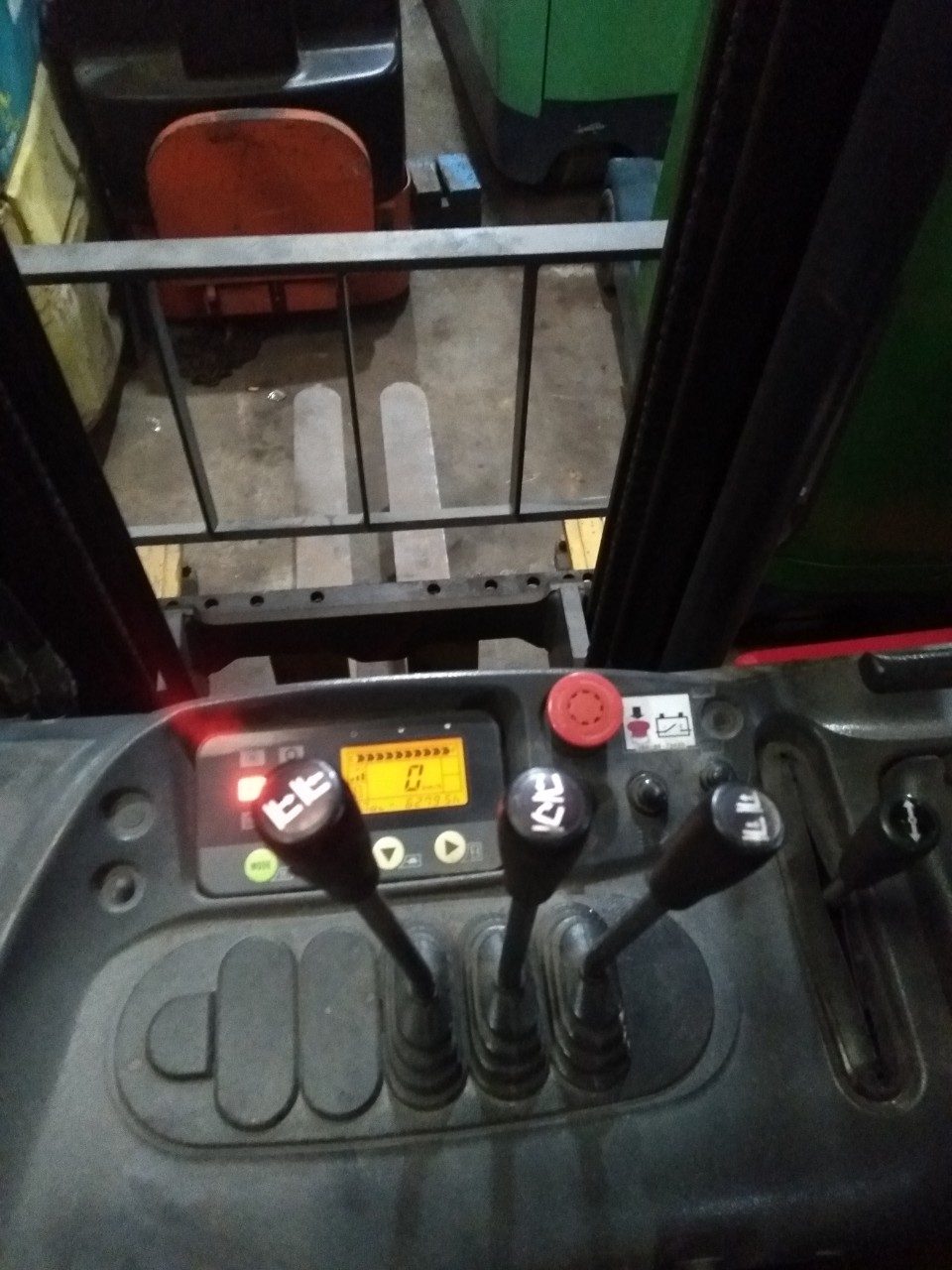 bộ chia xe nâng điện komatsu, cần điều khiển xe nâng komatsy,màng hình xe nâng komatsu,
