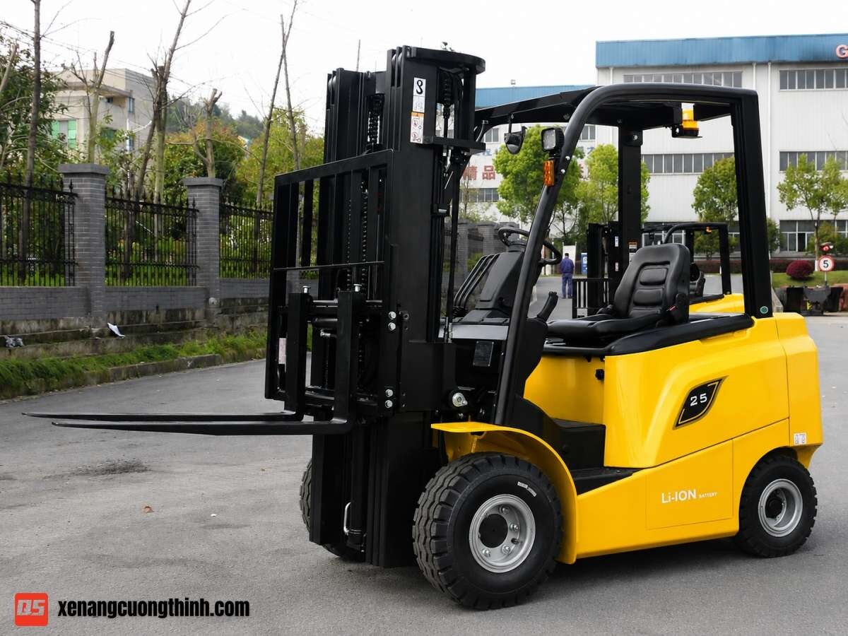 Xe Nâng Điện Ngồi Lái 2.5 Tấn QSLift