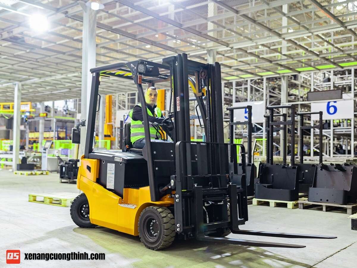 Xe nâng điện ngồi lái 2 Tấn | Xe nâng Cường Thịnh