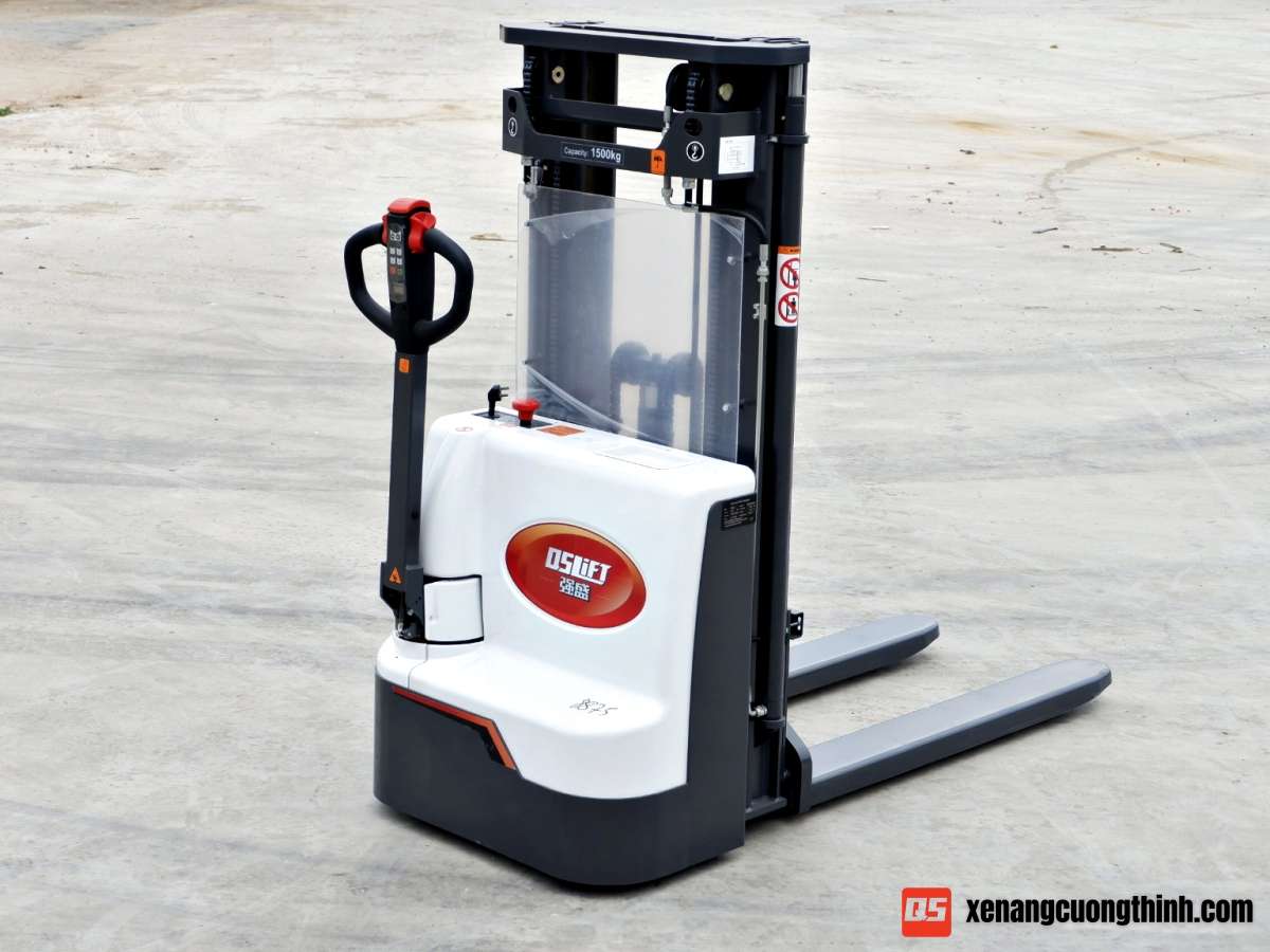 Xe nâng điện Stacker Full Free Lift - Chui Container - QES15E