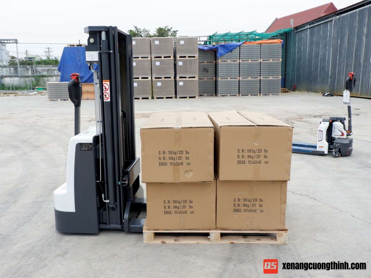 Xe nâng điện Stacker 1.5 Tấn | Đi bộ lái