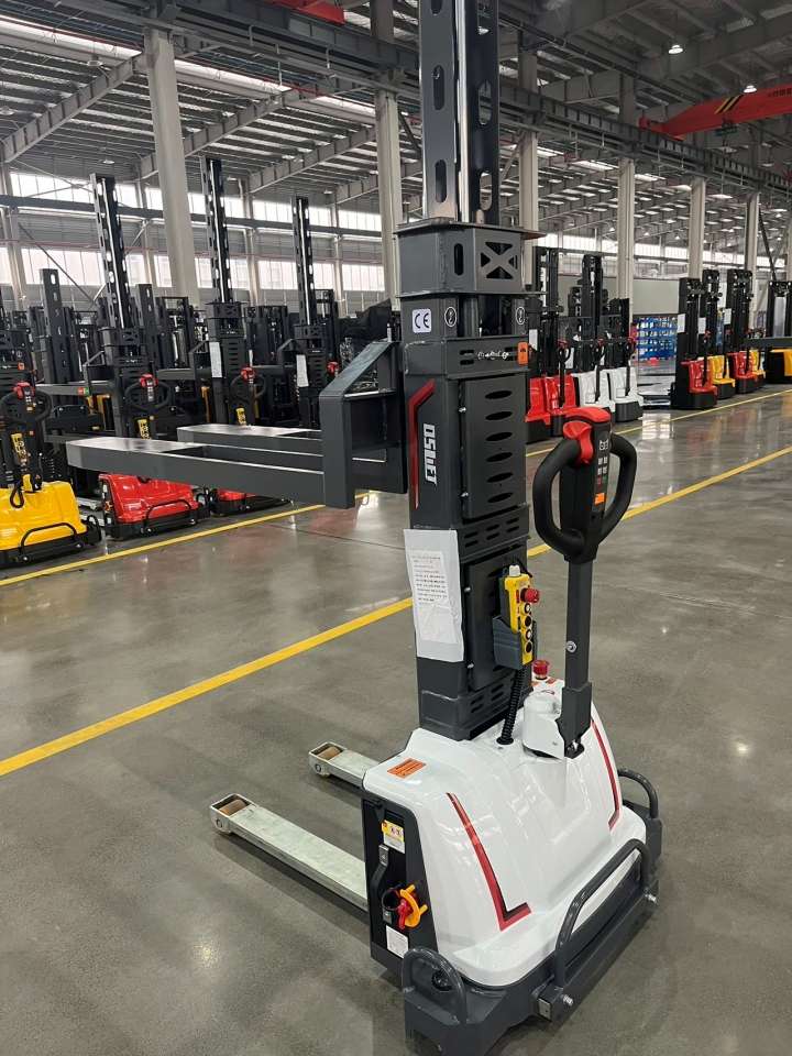 Xe nâng điện tự leo thùng xe tải, xe container ... Model QSLift SES10 - 1 Tấn