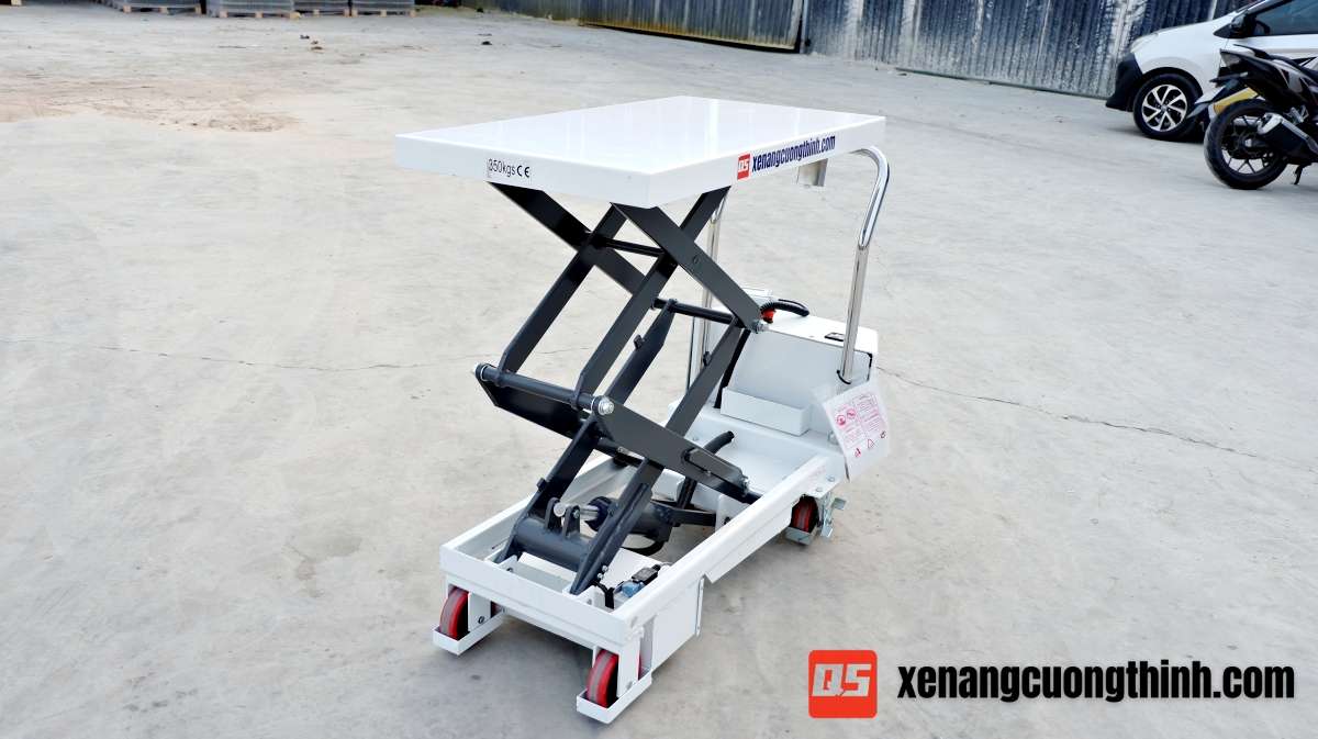 Xe nâng mặt bàn điện