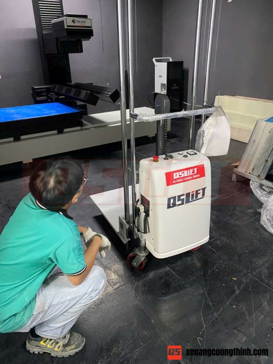 Xe Nâng Bán Tự Động Mini 400Kg | QSLift EPS0415