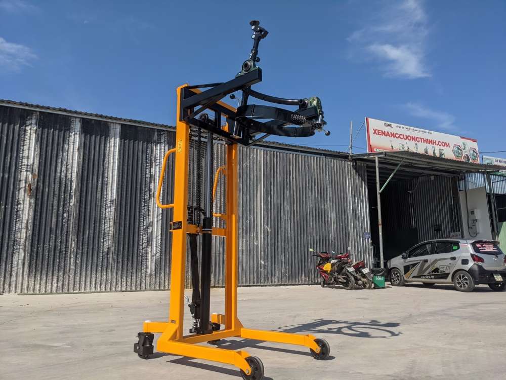 Xe nâng thùng phuy bằng tay, có quay đổ QSLift QDA450