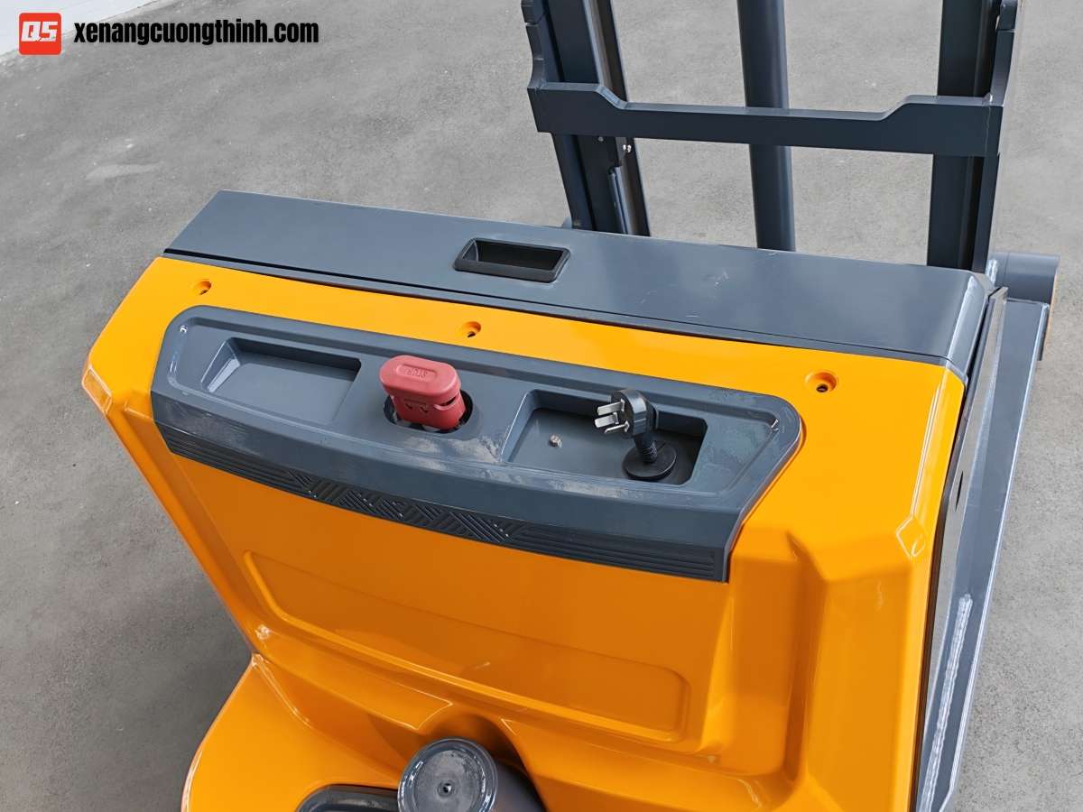 Xe nâng điện stacker có đối trọng - Đi bộ lái