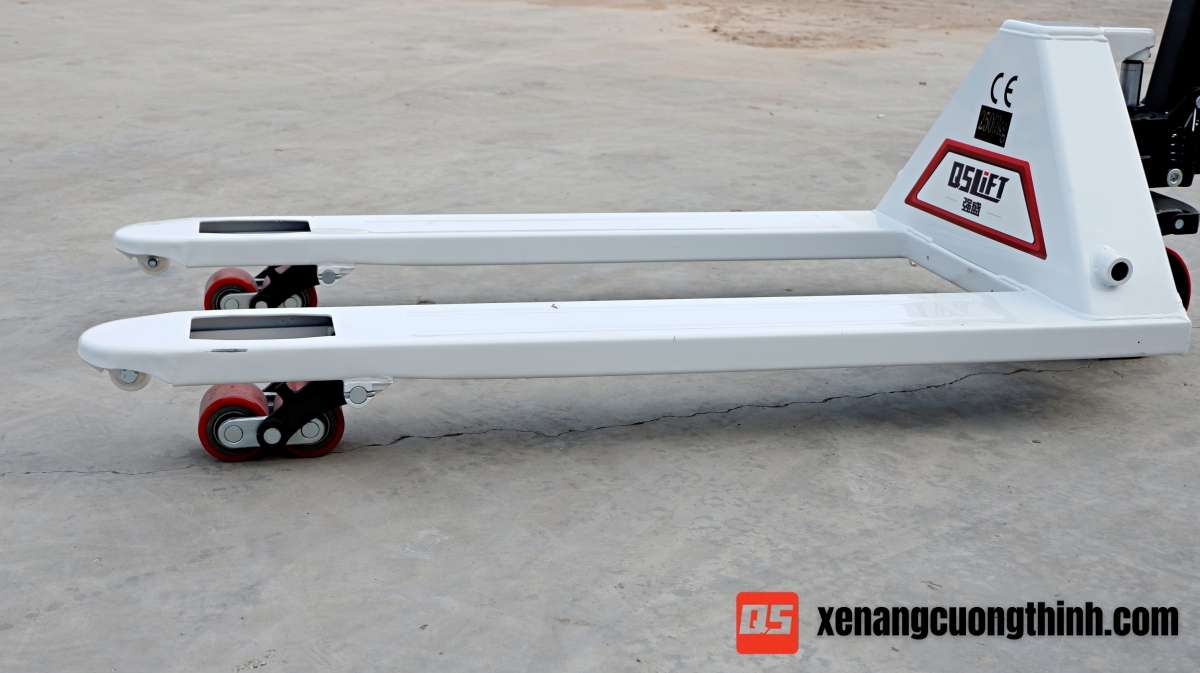Xe Nâng Tay 2.5 Tấn