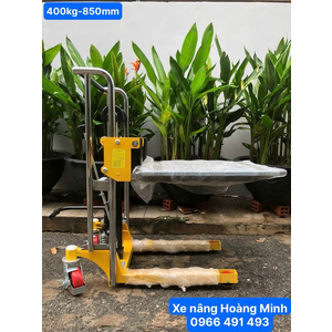 Xe nâng tay giá rẻ- Xe nâng Hoàng Minh cung cấp xe nâng tay cao 400kg nâng cao 800-1000mm giá rẻ tại HCM