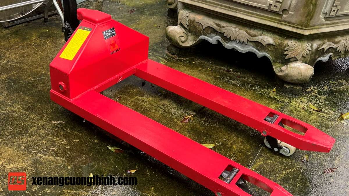 Xe nâng tay 5 Tấn