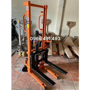 XE NÂNG TAY 300KG- NÂNG CAO 1 MÉT 2- HOÀNG MINH
