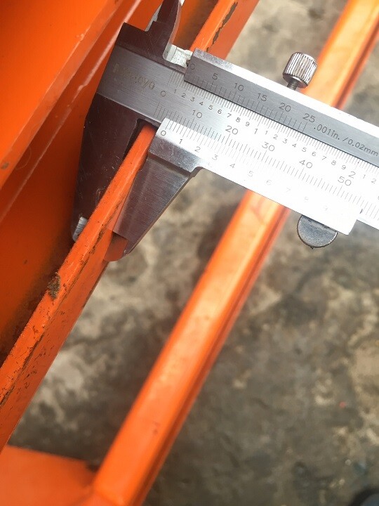 Xe nâng tay cũ chất lượng cao, sắt thép dày