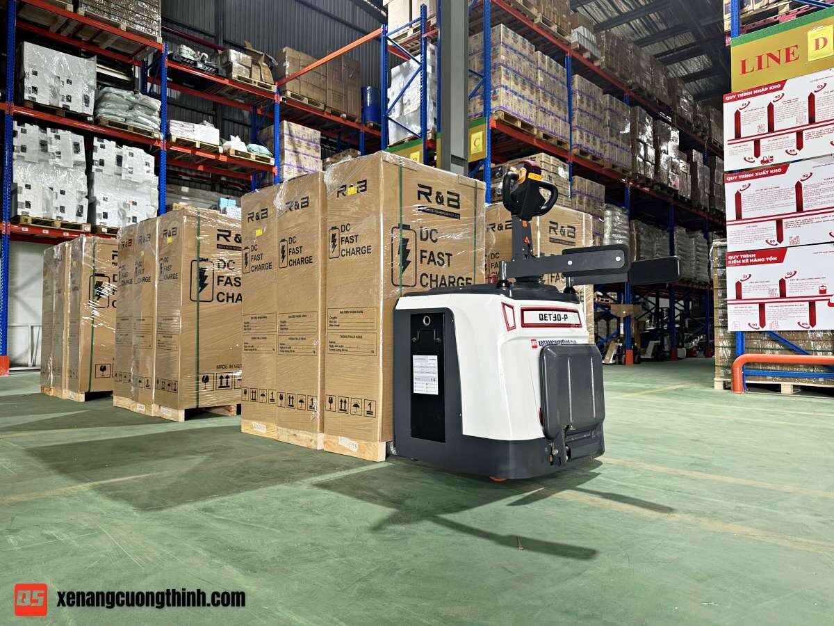 Xe Nâng Điện Thấp 3 Tấn Có Bệ Đứng Lái