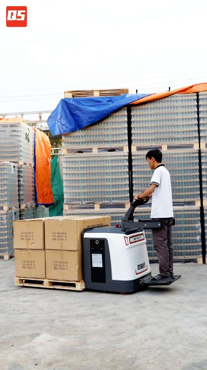 Xe nâng tay điện 3 Tấn có bệ lái