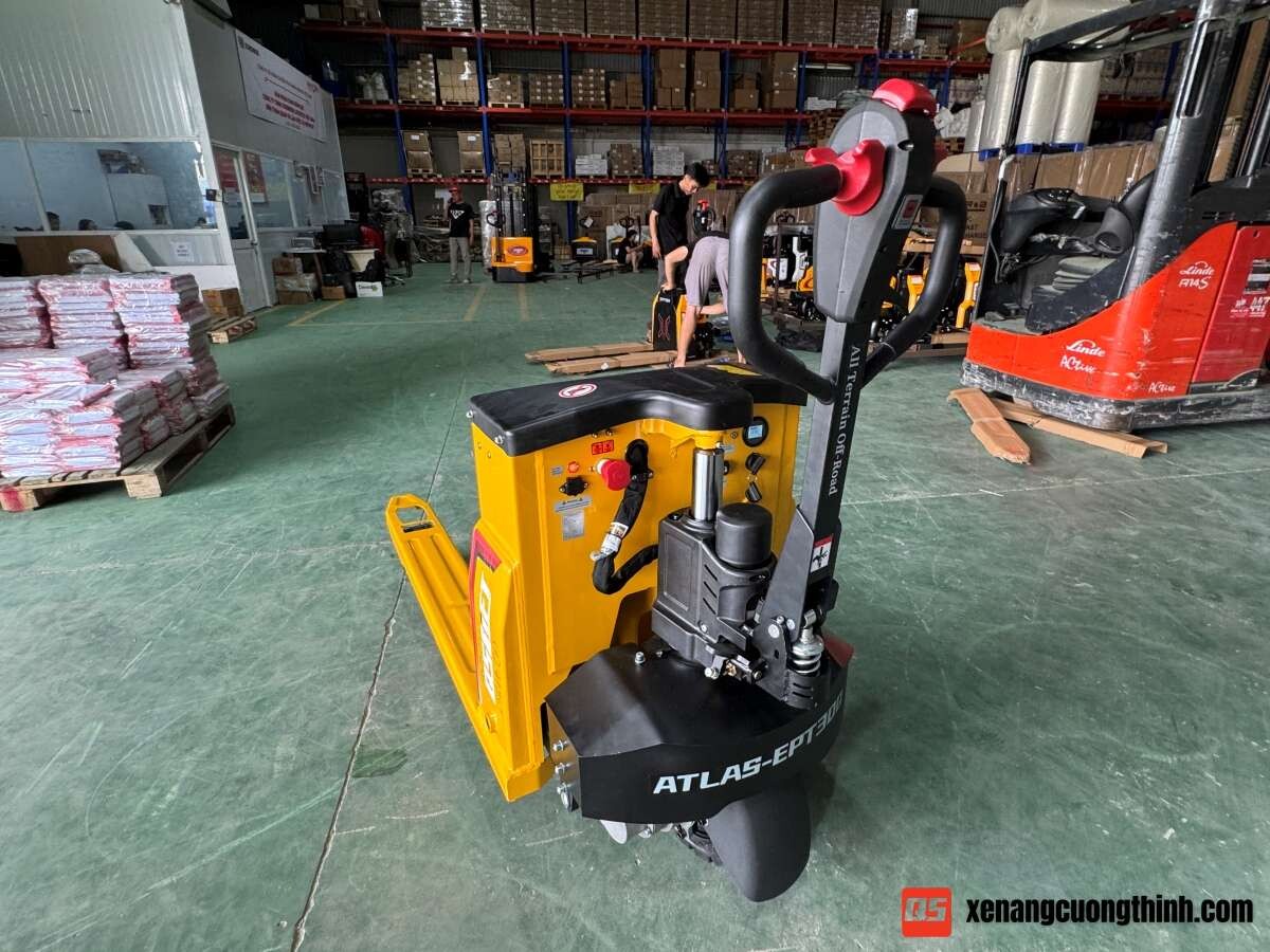 Xe Nâng Tay Điện Bánh Cao Su