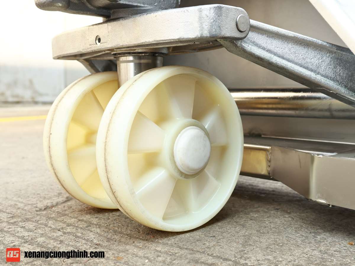 Bánh NYLON xe nâng tay