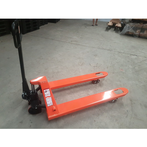 Xe nâng tay model BF25 tải trọng 2500kg bánh Nilon