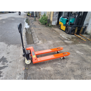 Xe nâng tay model BF30 tải trọng 3000kg bánh nilon trắng