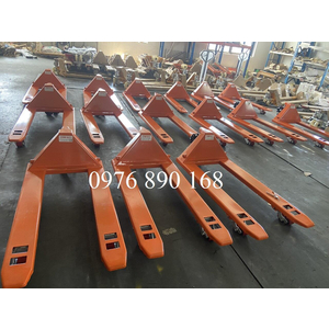 Xe Nâng Tay Model DB25 tải trọng 2.5 tấn bánh pu