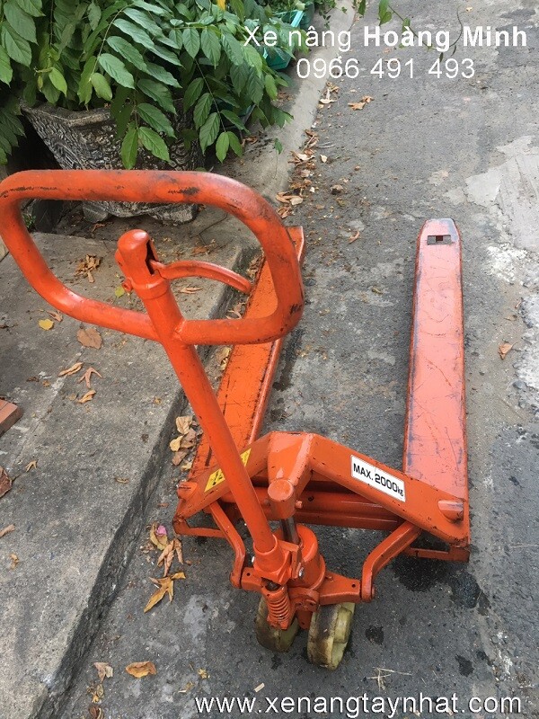 Xe nâng tay cũ giá rẻ