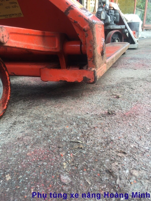 Xe nâng tay cũ giá rẻ