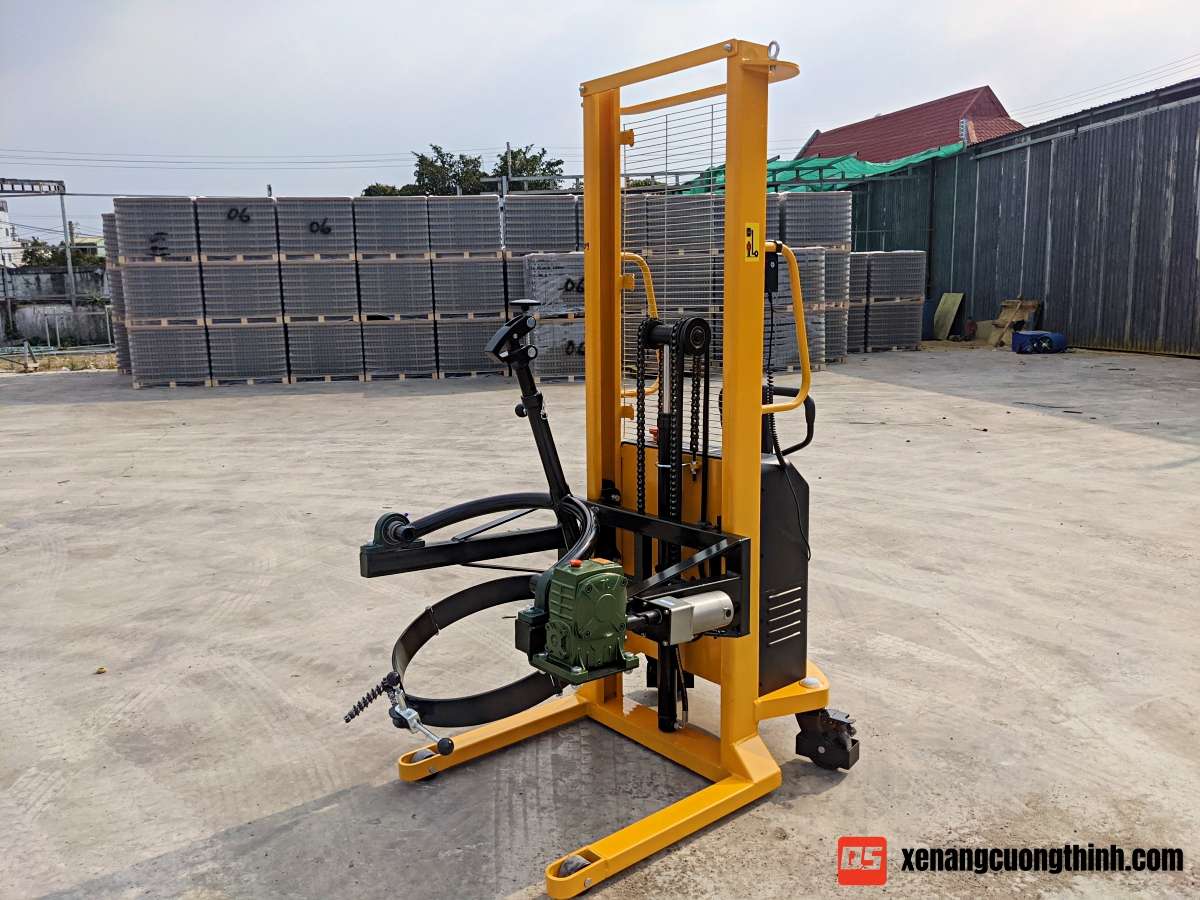 Xe nâng thùng phuy bằng điện QSLift QYL520