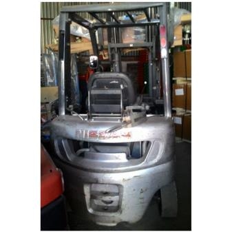 Xe nâng xăng-gas 1.5T-3M ngồi lái Nissan