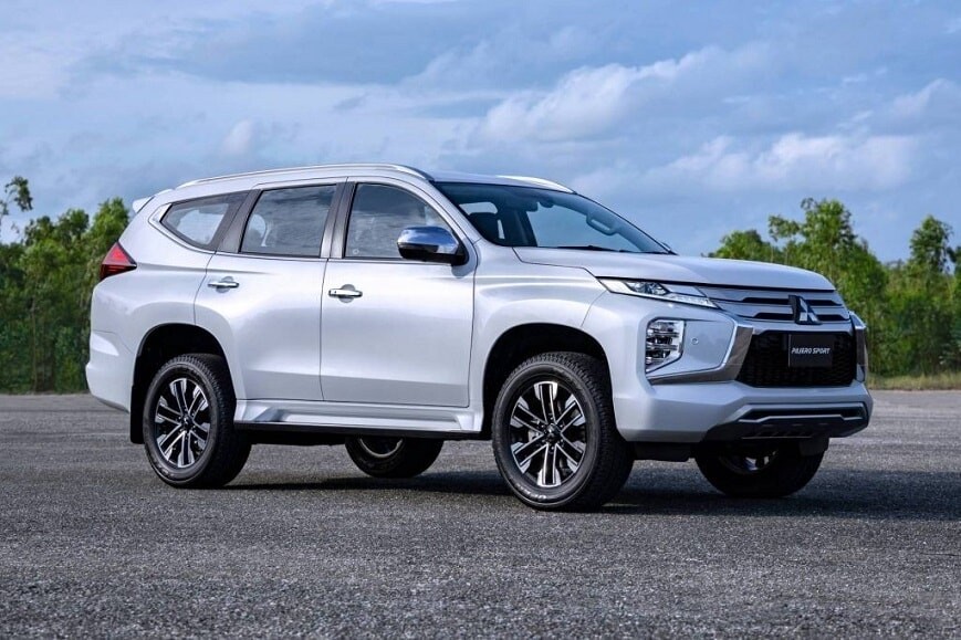Xe ô tô 7 chỗ Pajero Sport 2020 tại Thái Lan