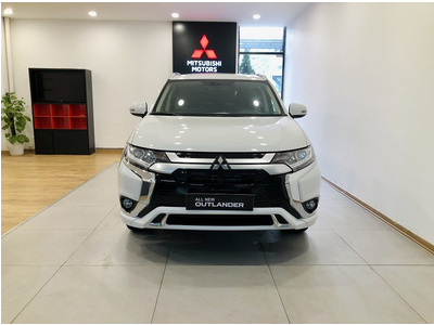 Mitsubishi Outlander 2.0 CVT