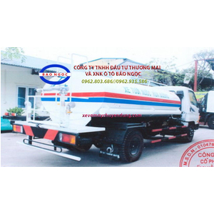 Xe 2 cầu phun nước rửa đường tưới cây 4 khối thaco FD500