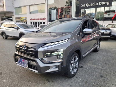 Xe qua sử dụng Mitsubishi Xpander Cross 2022 màu nâu