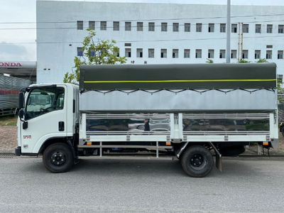 Isuzu 2.7 Tấn – QKR270 – Xe Tải Thùng Mui Bạt Dài 4.4m (QKR77HE5)