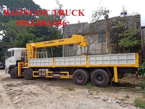 xe tải 4 chân dongfeng gắn cầu soosan 12 tấn