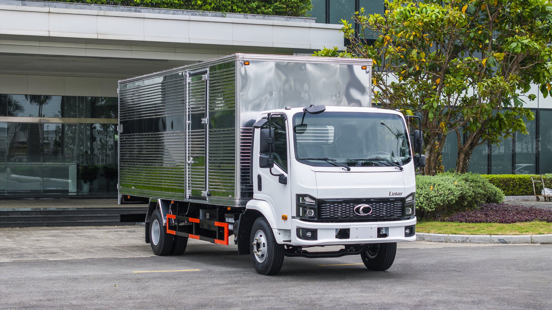 XE TẢI 5 TẤN THACO LINKER T2-12 THÙNG KÍN DÀI 6m3 ĐỘNG CƠ WEICHAI TOP 1