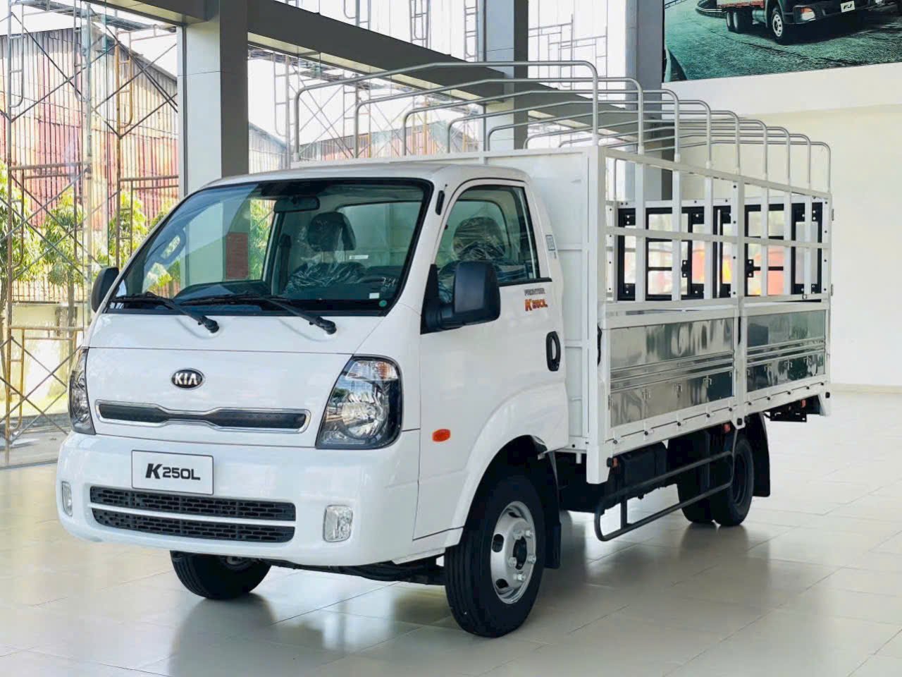XE TẢI FRONTIER KIA K250LX MỚI NHẤT TẢI 2 tấn3 THÙNG RỘNG HƠN