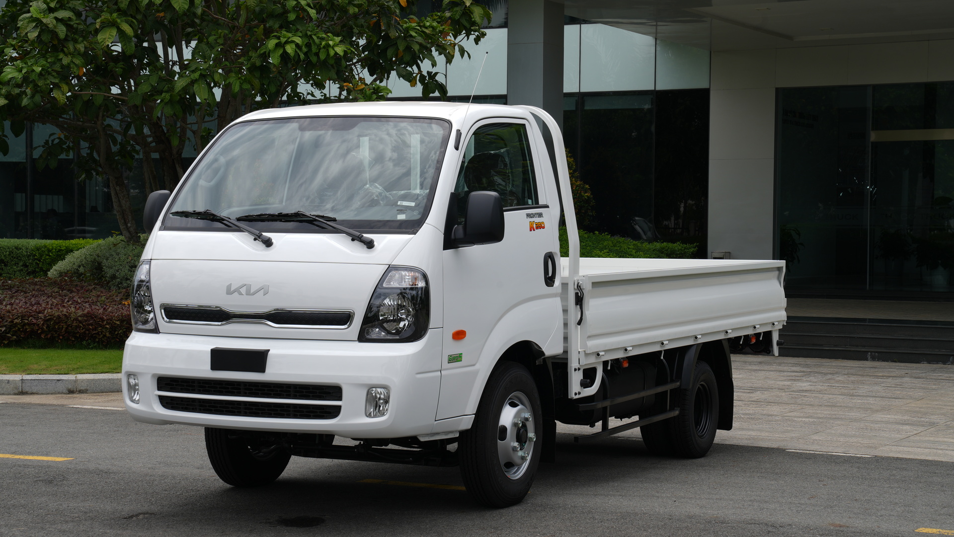 XE TẢI FRONTIER KIA K250M THÙNG LỬNG TẢI 1t9 - 2t49 PHIÊN BẢN MỚI NHẤT NĂM 2026 BÁNH TRƯỚC SAU BẰNG NHAU
