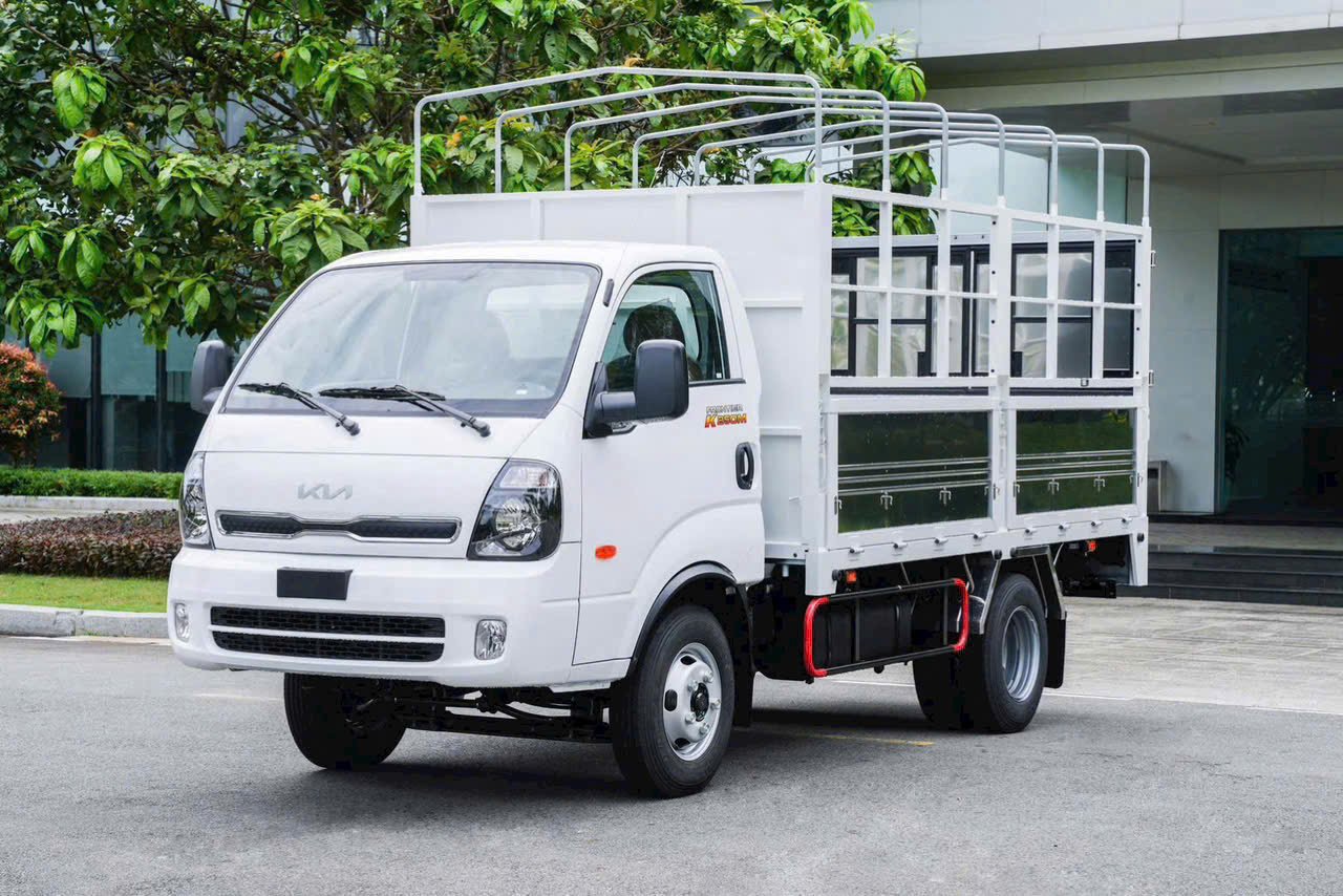 XE TẢI FRONTIER KIA K250M THÙNG MUI BẠT TẢI 2t5 PHIÊN BẢN MỚI NHẤT NĂM 2026 BÁNH TRƯỚC SAU BẰNG NHAU