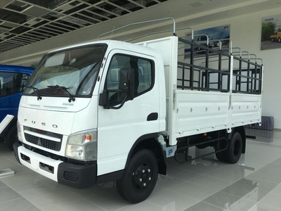 Xe tải Fuso Canter 4,99 - Thùng mui bạt - Tải 1,9 tấn / 2,3 tấn