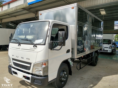 Xe tải Fuso Canter 6.5 - Thùng kín - Tải 3.49 tấn