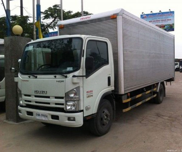 Xe tải Isuzu NQR75L (4X2) - Tải trọng 5,2 tấn