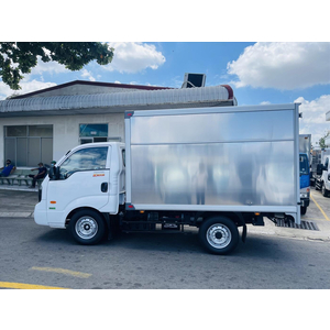 Xe tải KIA K200S 4WD - Thùng kín - Tải trọng 1,49 tấn