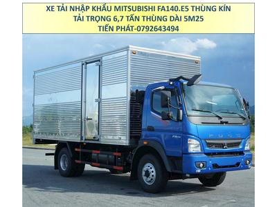 Xe Tải Nhập Khẩu Mitsubishi Fuso FA140 Thùng Kín 5m3 Euro 5 Tải 6,7 Tấn Mới Nhất