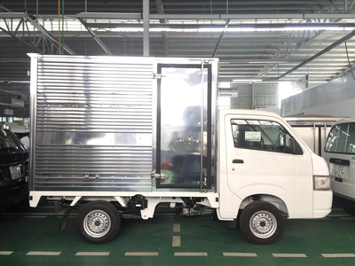 SUZUKI CARRY PRO THÙNG KÍN 705kg