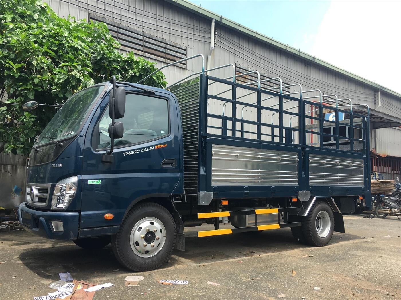 Xe tải Thaco Ollin 490/700 - Thùng mui bạt - Tải 2,35 tấn / 3,49 tấn