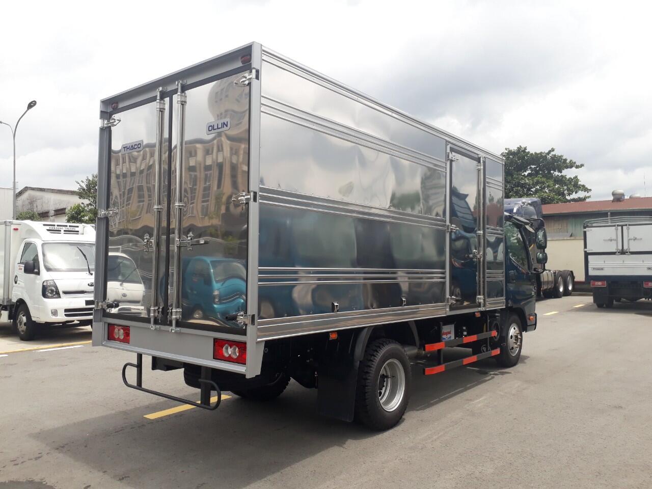 Xe tải Thaco Ollin 700 - Thùng kín - Tải 3,49 tấn