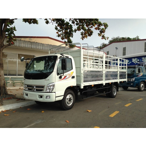 Xe tải Thaco Ollin 500 - Thùng mui bạt - Tải 4,99 tấn