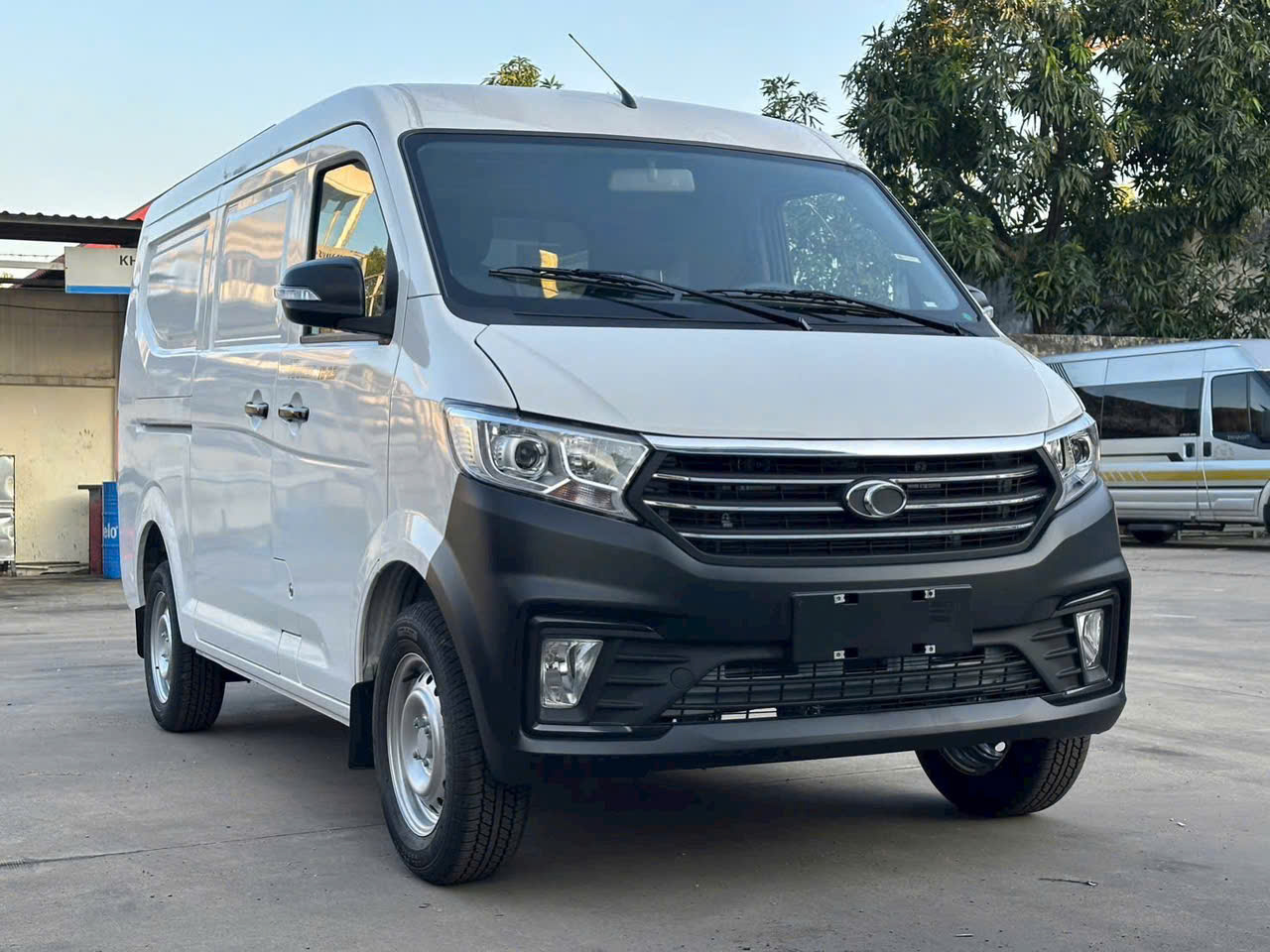 XE TẢI VAN TOWNER TF420 E PHIÊN BẢN PHỔ THÔNG GIÁ TỐT