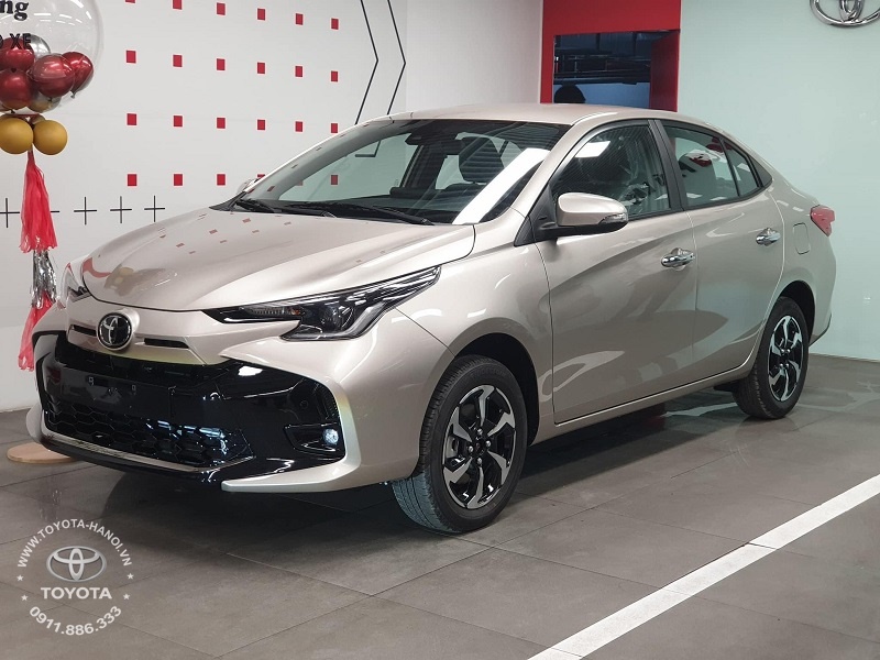 Toyota Vios 2026 mới màu vàng cát