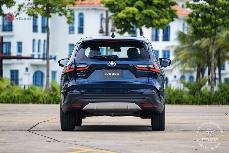 Thiết kế ngoại thất đuôi xe Yaris Cross máy xăng 2026